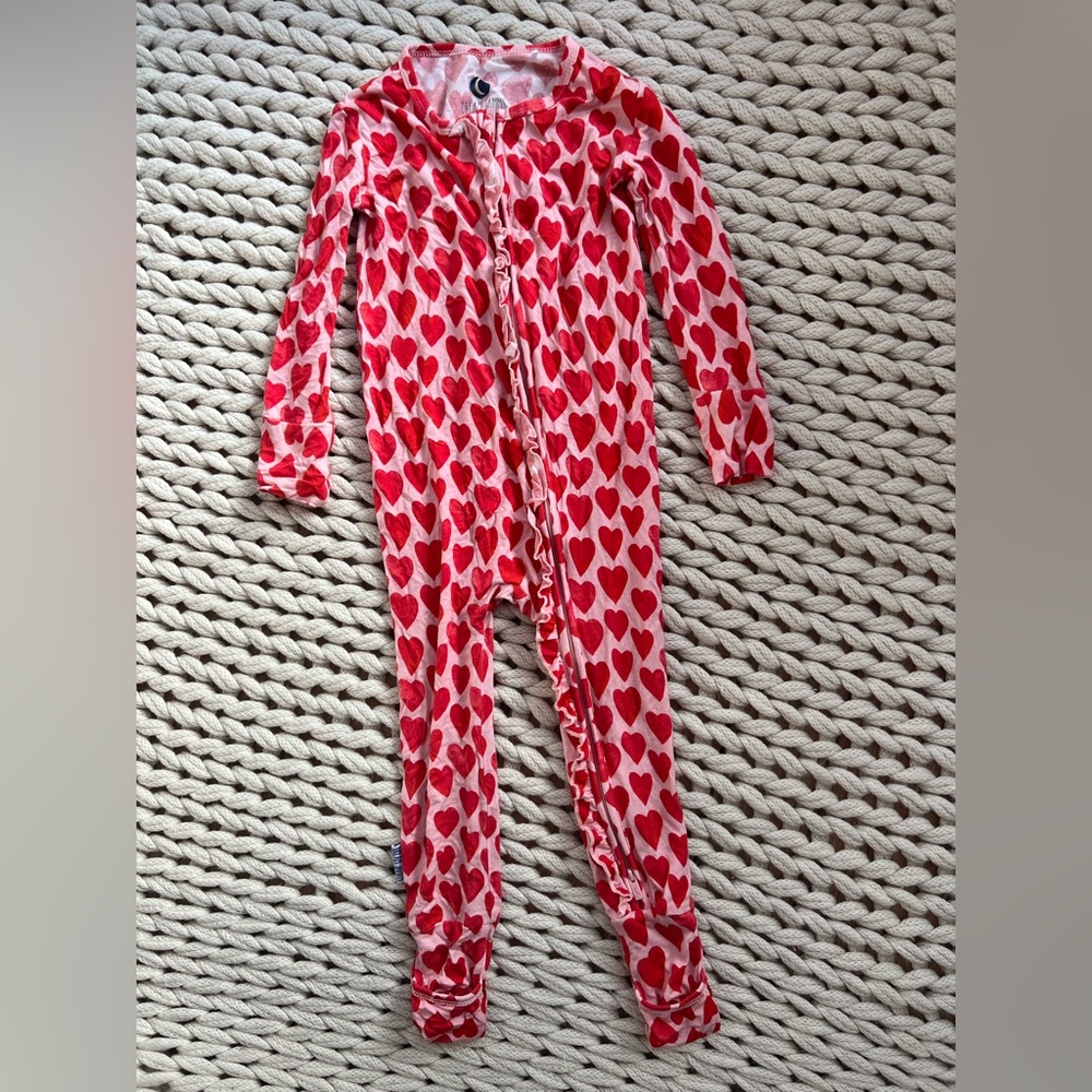 Dream Jamms (now Dreamiere) 2t Love to the rescue EUC footie